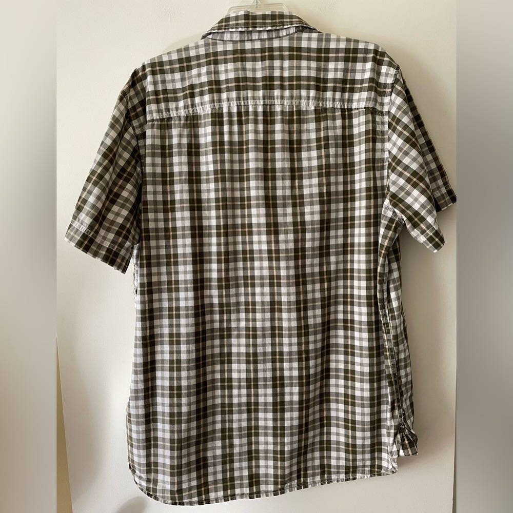 Timberland Men’s XL Green Plaid Short Sleeve Button Up Shirt - Picture 2 of 7